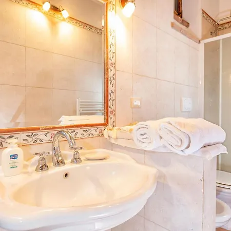 Le Rughe , Incredible Tuscany House In The Center Of Сasa de vacaciones *
